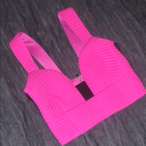 Express Tops - Express Neon Pink Crop
